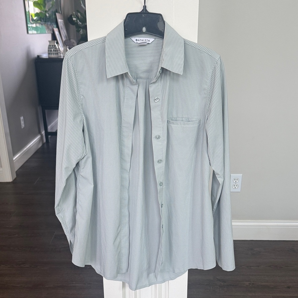 Athleta Ladies Urbanite Light Mint Pinstripe Button-Down Shirt XS - Picture 4 of 10